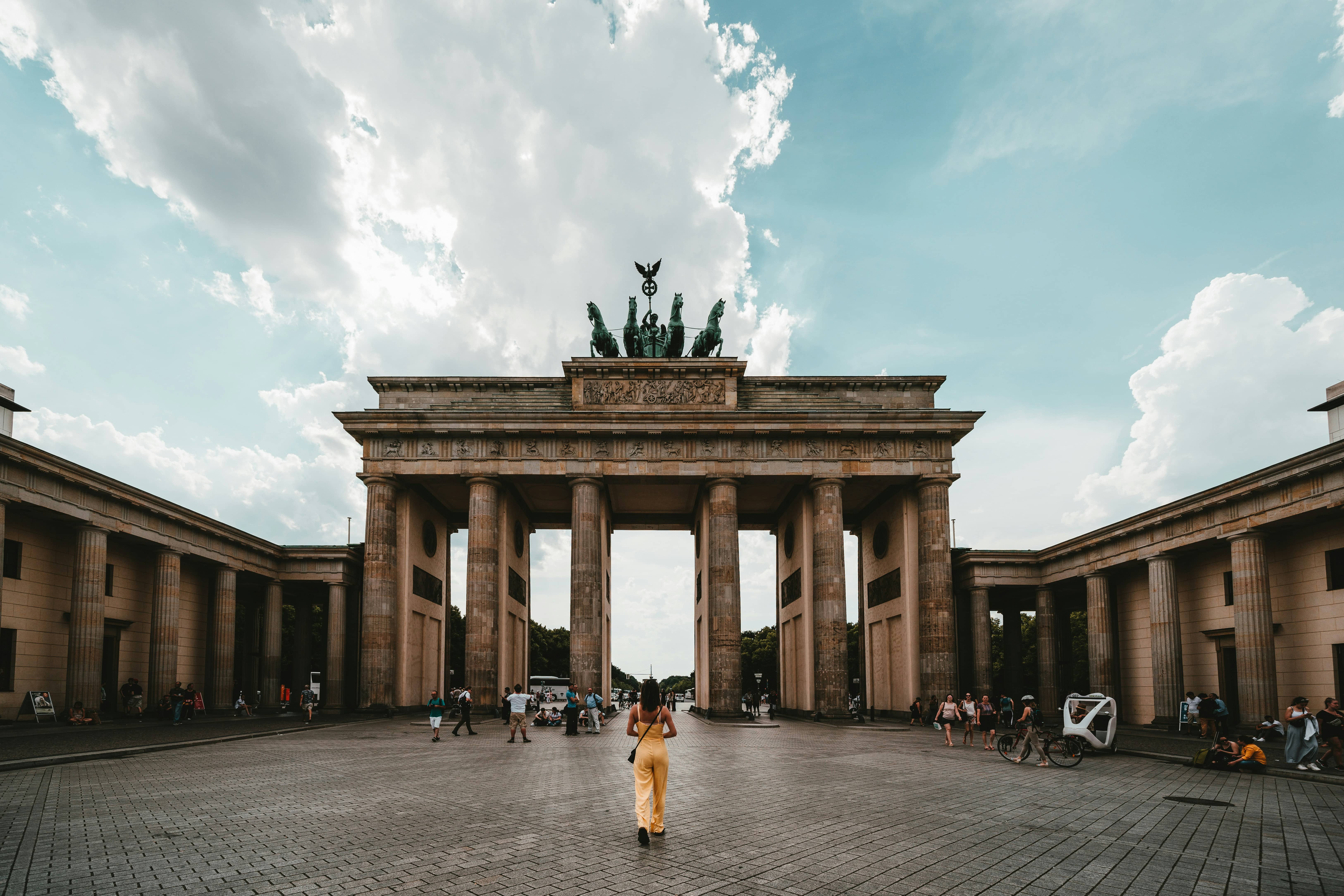 claudio-schwarz-TScGhJM716g-unsplash (1)