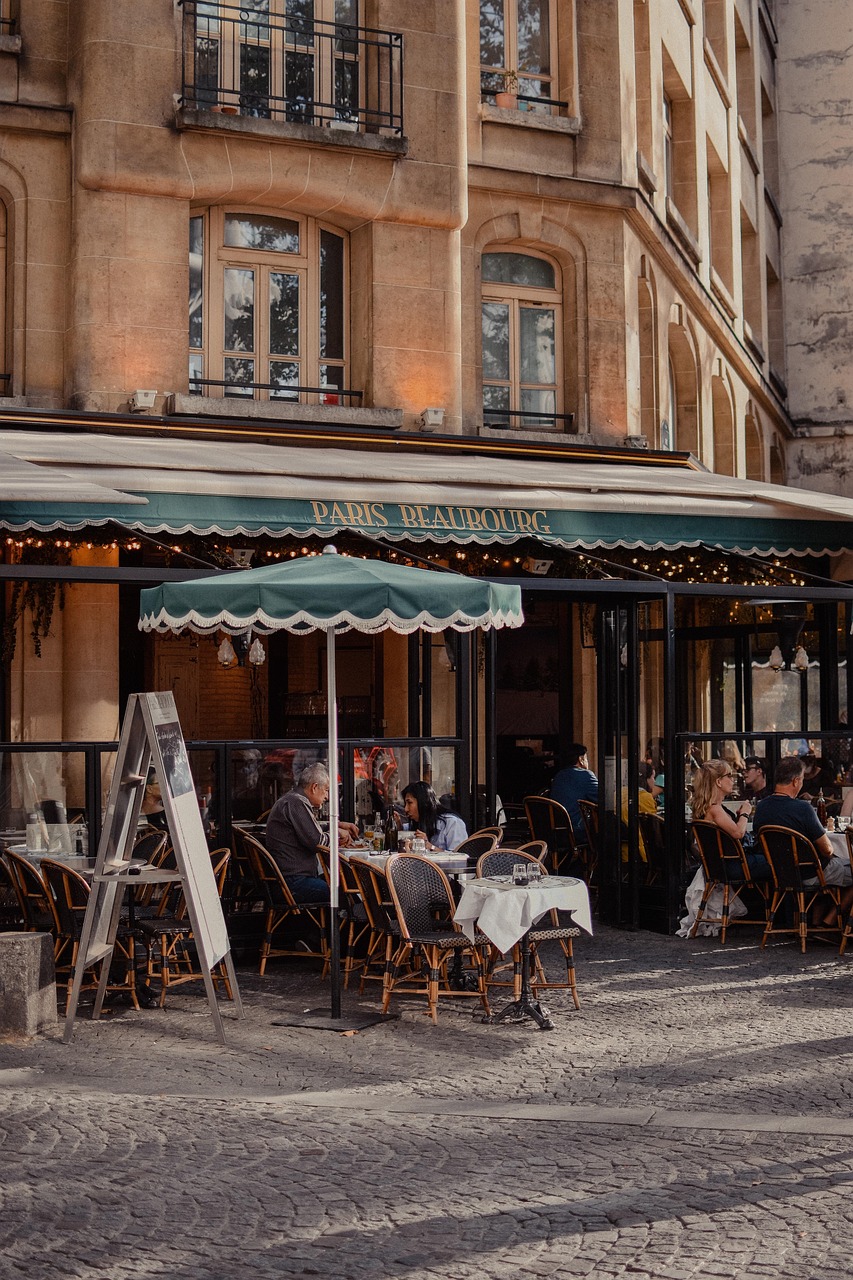 restaurant-4011989_1280